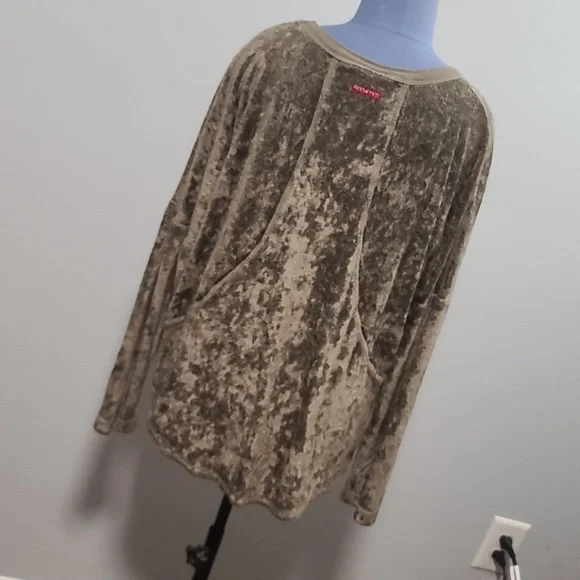 - Hard Tail - Picture 3 of 6